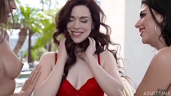 Nicole Gizelle And Having Lesbian Sex With Blake Blossom And Gal Ritchie