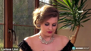 Beautiful Bust Creamer - Larissa Linn - Scoreland