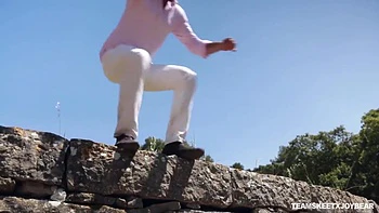 He Takes For A Walk To Fuck Her In The Open Air - Julia De Lucia