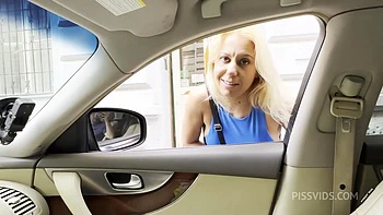 Princess Nikki Squirting In My Car