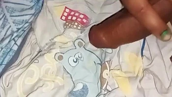 Desi Indian Wife Vinnusi Takes Big Cock Cum in Mouth Blowjob