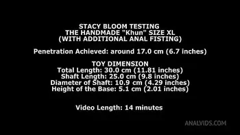 Stacy Bloom Test the Khun Hand Dildo Size XL and gets 17.0cm (6.7 inches) up her ass with additional Anal Fisting TWT007