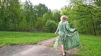 Misses_Jenny Shows Off Her Big Natural Tits in the Park