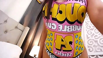 S4r1ta mostrndose en vivo: Big Tits, Amateur  Big Ass Porn