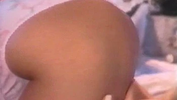 Tina Tyler  Ona Zee spanish: Brunette, Small Tits  Lesbian Porn