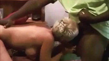 Short hair blond milf loves getting a load from a bull: Blowjob, Doggy  Missonary Porn