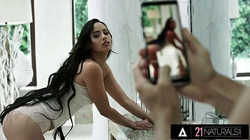 21 NATURALS - Irresistible Andreina De Luxe Melts for Massive Cock