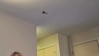 Quean Britney Fuckie Suckie