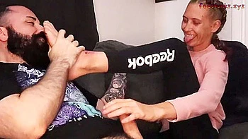 Cute Teen 18+ Girl Enjoys Foot Fetish