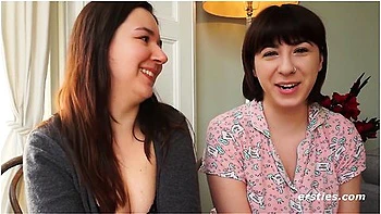 Travelling Babes Have A Sexy Afternoon Together