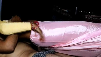 Desi Bhabhi Legs Spread Standing Squirting Orgasm - Hot Indian Aunty Fucked Hard