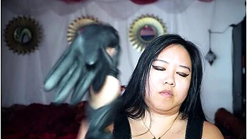 Dominatrix Maras Asmr Woven Leather Gloves