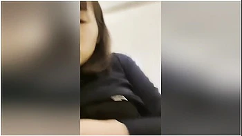 Nasty Amateur Office Lady Masturbates In The Toilet During Work While Suppressing Her Voice