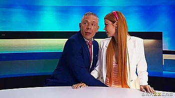 Watch Cute Elly Clutchs