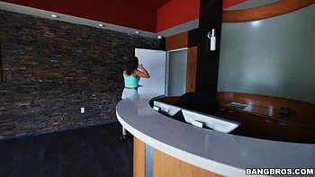 A tour of Naked.com Studios