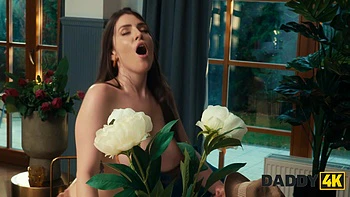 DADDY4K. Girlfriend helping him ease the pain