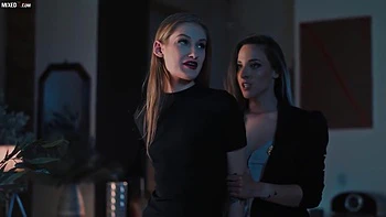 Tiffany Tatum And Amirah Adara - Sensual Sex