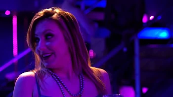 Bordier traps his co-pilot Jacobs - Jacquie et Michel TV