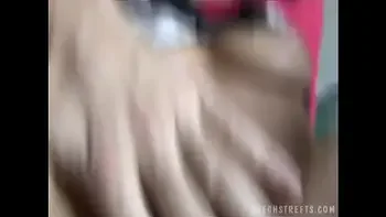 Little Caprice public