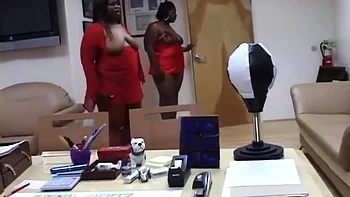 Big Black Milf Pussy Fucking Big Dick Sucking Black And White Threesome...cum In Mouth