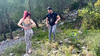 Blowjob with caviar, cunnilingus with champagne: Cindy Lopes is naughtier than ever! - Jacquie et Michel TV