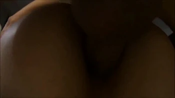 livrée par mon mari a un male lors d un trio