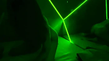 la belle nephael baisée dans une alcove