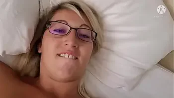 Cuckold wife asked not to penetrate without a condom, but married woman couldn't stand it and ended up sitting down