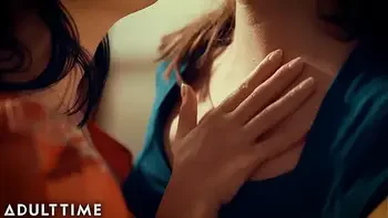 TRUE LESBIAN Suburban Wife Jay Taylor Can't Take Eyes Off Angela White