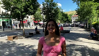 Laury, 27 years old, burns with hard desires! - Jacquie et Michel TV