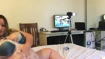 Cute chubby: Big Tits, Big Ass  Fansly Porn