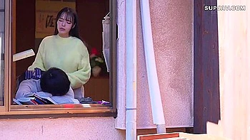 During A New Years Holiday, I Confessed My Troubles About Not Being Able It With My C D Friend Who Has Grown Up And Become Super Cute, And She Have Raw Creampie Sex With H