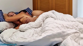 Morning Wood In Morning Wet Milf