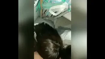 DOS Lindas Estudiantes Mexicanas Compartiendo Verga CHUPÁNDOLA al Mismo Tiempo en el Cuarto del Conserje! Dos Alumnas Calientes en la ESCUELA y un PENE para las Dos! Sexo Casero Amateur! (Segunda Parte)