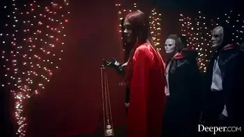 Deeper. Lulu, April, Jasmine & Isiah serve Mistress Maitland