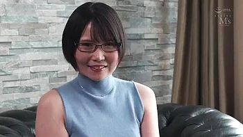 AKYVAZSRJWHTZUZQKJm47MVSD660