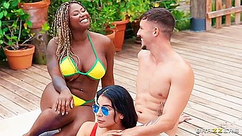 Xeinna Roses Bbw Smut By Exxtra