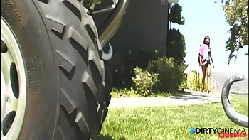 18 Year Old Indian Babe Fucks For Motorcycle Rental