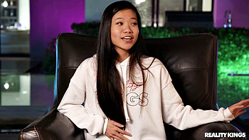 WLT S02E04: Female Finale