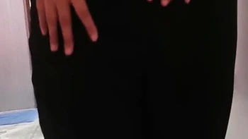 The Customer Unexpcetly Grabbed My Breasts