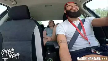 Uber Driver Pulls Over to Fuck Slutty Passenger in broad Daylight