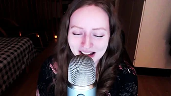 KissMyHips ASMR Pussy Fingering Video