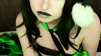 Usatame – Shego Xmas (Video)