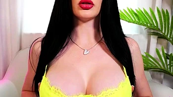 Goddess Violet Voss - Good Boys Swallow