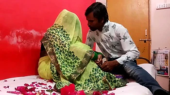Desi Kamini Bhabhi First Time Honeymoon Night Sex