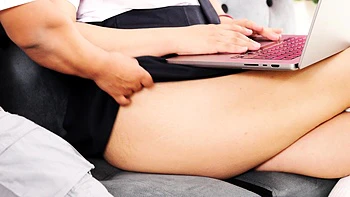 Bodybuilder babysitter dominates her perverted