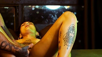 Caroleta Roots raunchy anal tear up - O Max Boss - hottest