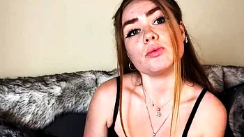 Mommy's Little Ashtray