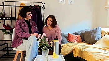 Lustery E Anna And Nina Movers And Shakers FETiSH