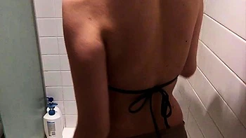 Diddly Donger OnlyFans Shower Fun Video